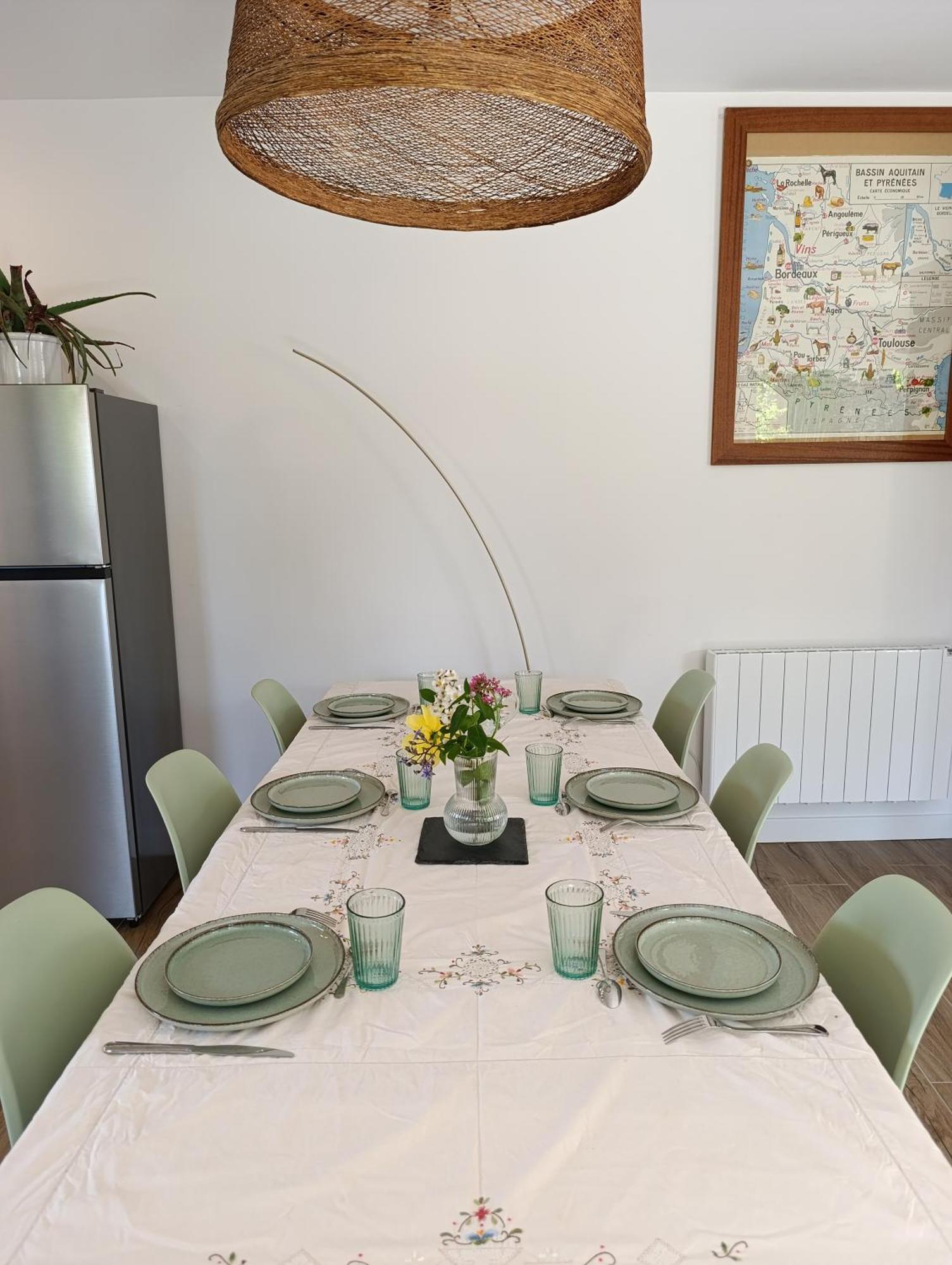 Maison Irondas Saint-Pierre-d'Aurillac ภายนอก รูปภาพ